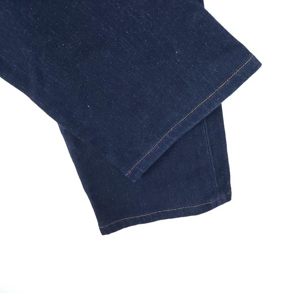 J Brand Women's Low Rise Deep Wash Classic Straight Leg Jeans in "Ink" Size: 27 - Picture 3 of 6